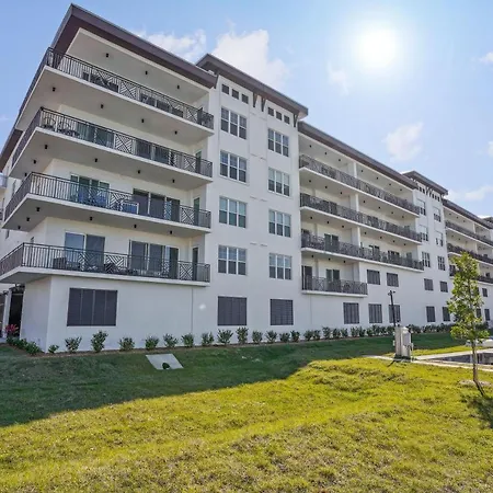 The Harbor Condo 305 - Premier